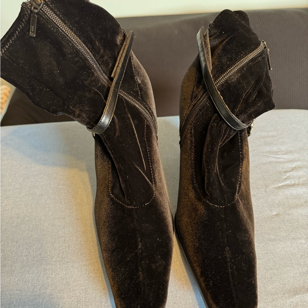 Black velour high heels ankle boots wth rhinestone